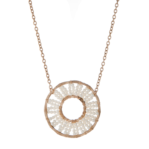Wholesale gold necklace wire wrapped circle pendant cream pearl beads