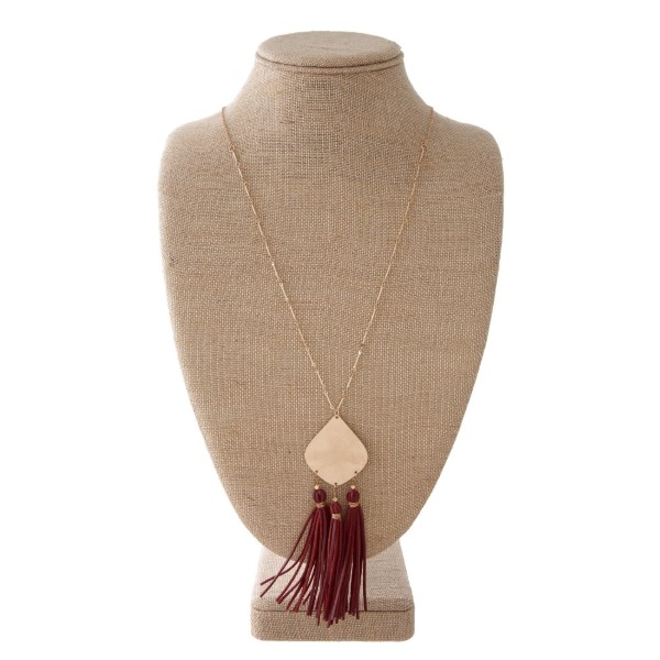 Wholesale long gold necklace metal pendant faux leather detail pendant