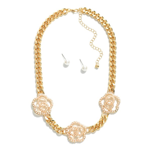 Floral Pearl Double Circle Chain Link Necklace Featuring Simple Pearl Studs Earrings.

- Approximately 16" L
- Extender 3" L