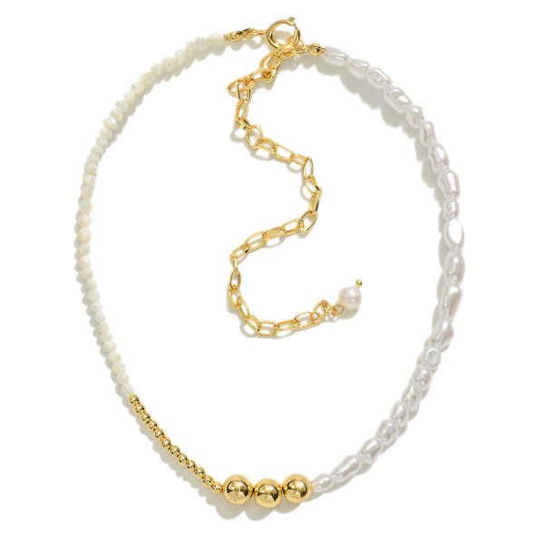 Adjustable Beaded and Pearl Choker With Gold Tone Accents

- Approximately 12" L
- Extender 6" L