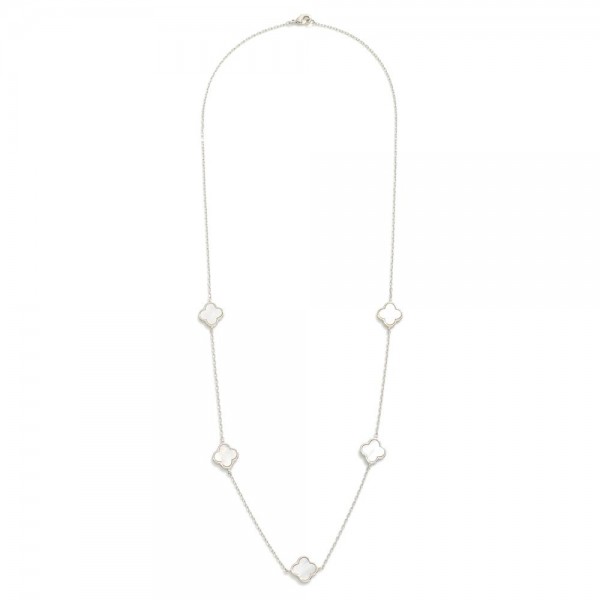 Gold Dipped Chain Link Necklace Featuring Clover Stations 

- Approximately 24" L 
- No Extender