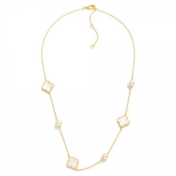 Gold Dipped Chain Link Necklace Featuring Clover & Pearl Stations 

- Approximately 15" L
- Extender 2" L