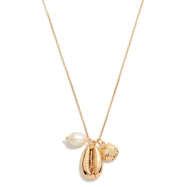 Box Chain Link Necklace Featuring Shell & Pearl Pendant 

- Approximately 16" L
- Extender 3" L