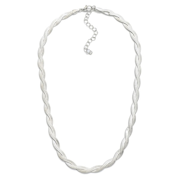 Twisted Herringbone Chain Link Necklace 

- Approximately 14" L
- Extender 3" L