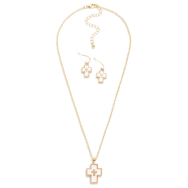 Wholesale chain Link Necklace Pearlescent Cross Pendant Matching Pearlescent Cro