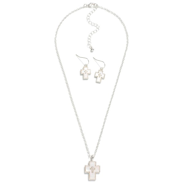 Wholesale chain Link Necklace Pearlescent Cross Pendant Matching Pearlescent Cro