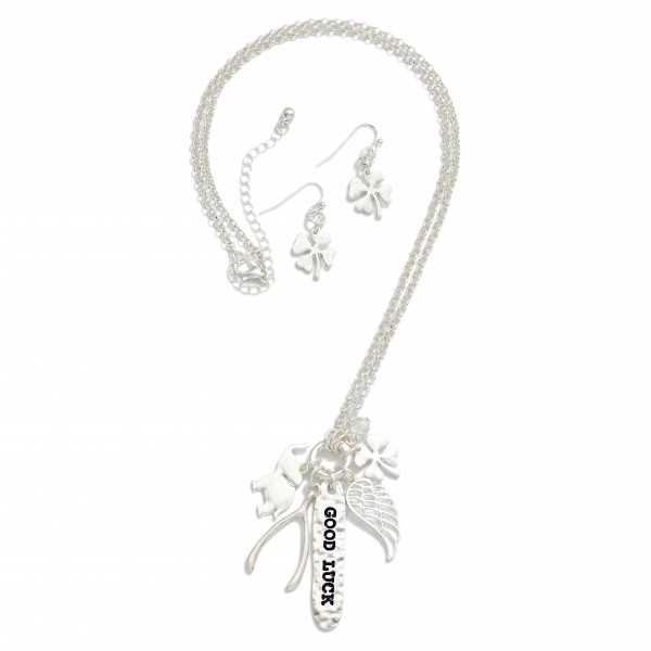 Wholesale chain Link Necklace Metal Good Luck Charm Pendants Four Leaf Clover Dr