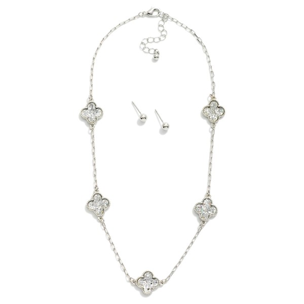 Wholesale metal Chain Link Necklace Glitter Clover Stations Included Metal Ball