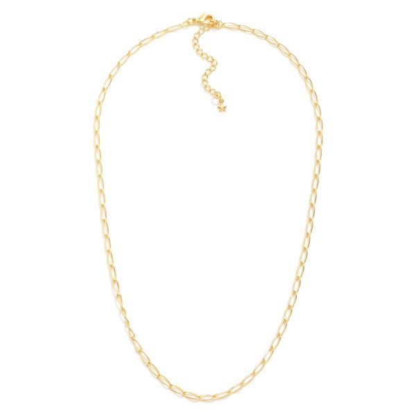 Simple Gold Tone Chain Link Bracelet 

- Approximately 7" L
- Extender 2" L
- 18K Gold Filled
- Made In Brazil
- Hypoallergenic