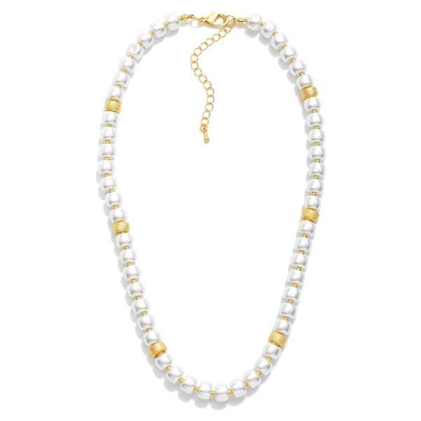 Pearl & Metal Tone Bead Beaded Necklace 

- Approximately 16" L
- Extender 3" L
