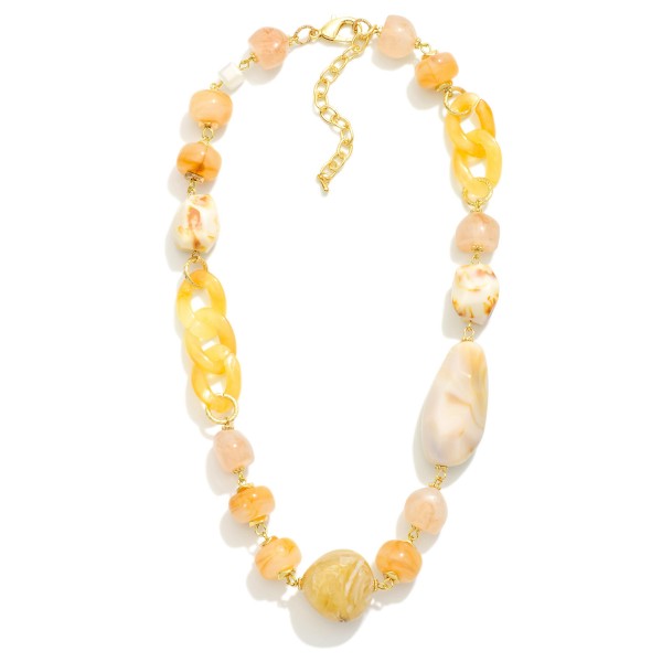 Chunky Stone Beaded Necklace Featuring Acetate Chain Link Detail 

- Approximately 14" L
- Extender 3" L