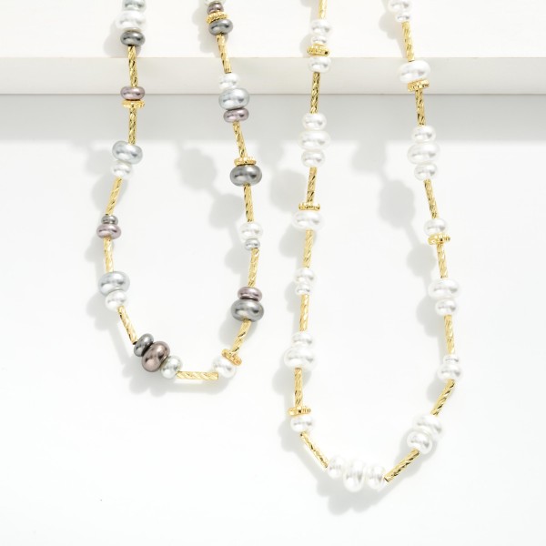 Pearl Disk & Textured Metal Bar Beaded Necklace 

- Approximately 18" L
- Extender 3" L