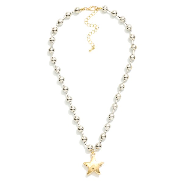 Ball Chain Necklace Featuring Metal Tone Star Pendent 

Approximately 13" L
Extender 3" L