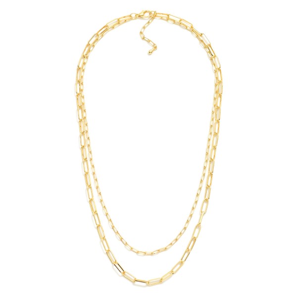 Layered Paperclip Chain Link Necklace 

- Gold Dipped 
- Approximately 16" L
- Extender 1.5" L