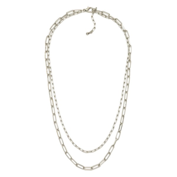 Layered Paperclip Chain Link Necklace 

- Gold Dipped 
- Approximately 16" L
- Extender 1.5" L