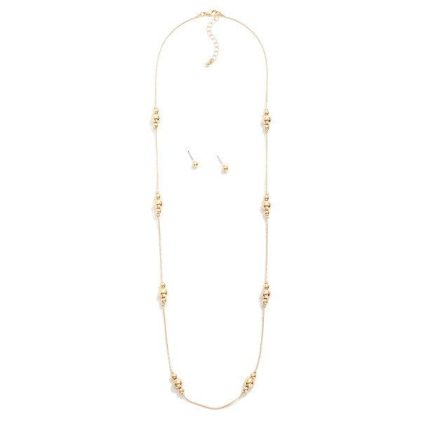 Snake Chain Necklace Featuring Metal Tone Bead Cluster Stations 

- Metal Tone Ball Studs Included 
- Approximately 16" L
- Extender 3" L 