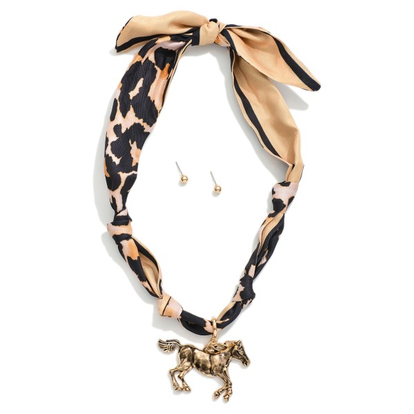 Wholesale leopard Bandana Necklace Metal Horse Pendant Metal Stud Earrings Inclu