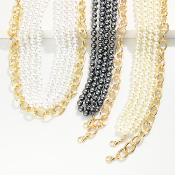 Layered Pearl Beaded Necklace Featuring Chain Link Accent 

- Approximately 16" L
- Extender 2" L