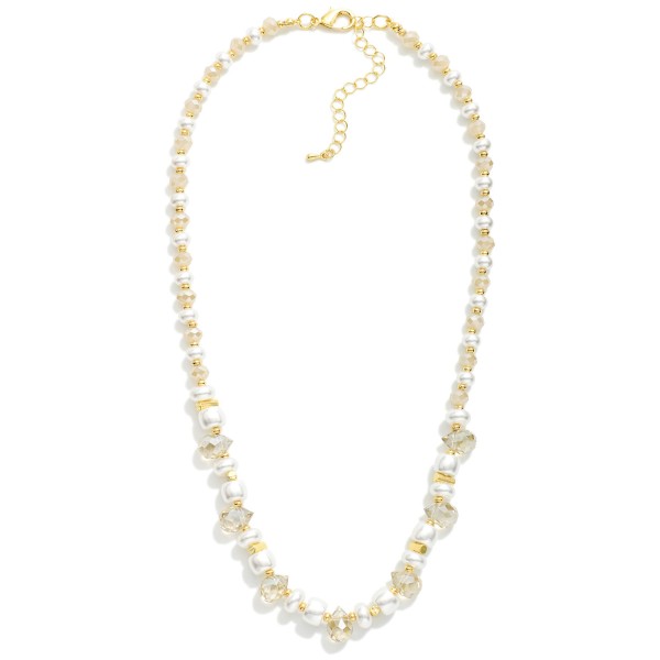 Beaded Necklace Featuring Pearls, Glass Crystal, Metal Tones 

- Approximately 16" L
- Extender 3" L