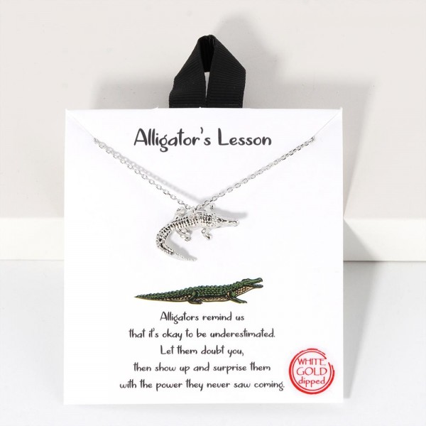 Wholesale dainty Chain Link Necklace Alligator Pendant L Extender L Hypoallergen