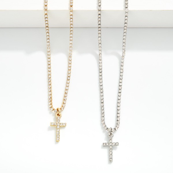 Chain Link Rhinestone Necklace 
- Approximately 16" L