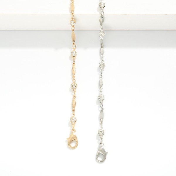 Chain Link Necklace Featuring Oval Beads & Rhinestone Stations

- Approximately 14" L
- Extender 3" L

