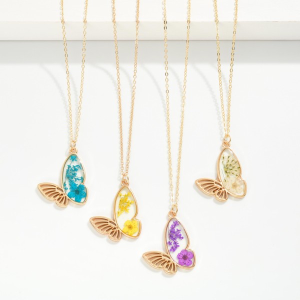 Chain Link Necklace Featuring Resin Butterfly Pendant 

- Approximately 14" L
- Extender 3" L