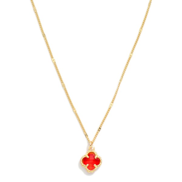 Flat Chain Link Necklace Featuring Glass Crystal Clover Pendant 

- Approximately 14" L
- Extender 3" L