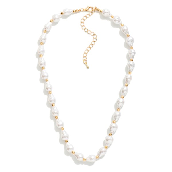 Baroque Pearl Beaded Necklace 

- Approximately 14" L
- Extender 2" L