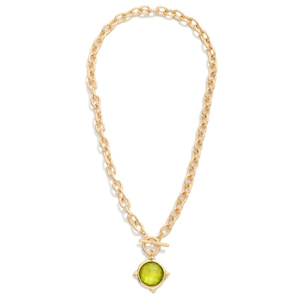 Twisted Link Chain Link Necklace Featuring Faceted Acetate & Metal Tone Pendant 

- Approximately 16" L