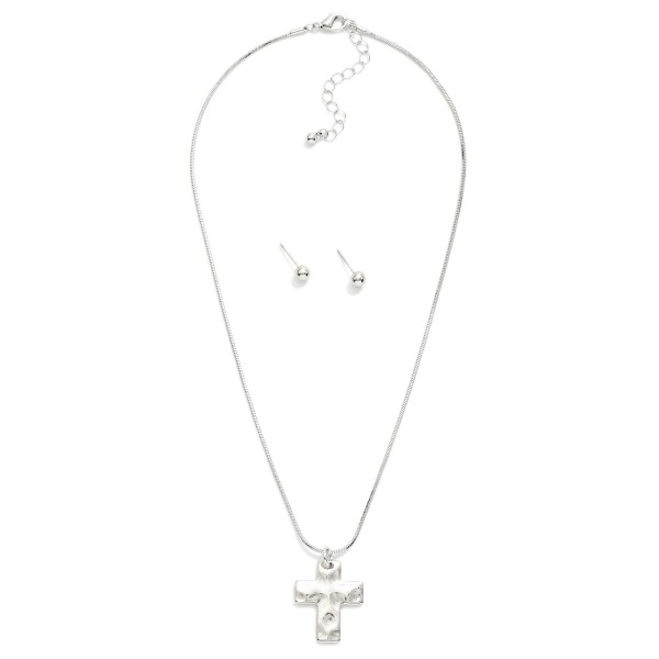 Snake Chain Link Necklace Featuring Hammered Metal Cross Pendant 

- Gold Ball Studs Included
- Approximately 16" L
- Extender 2" L 