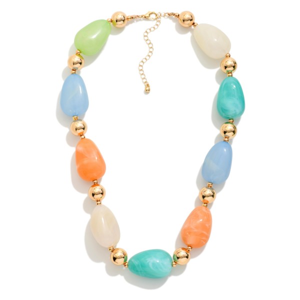 Chunky Marbled Acetate Bead Beaded Necklace Featuring Gold Tones 

- Approximately 18" L
- Extender 3" L