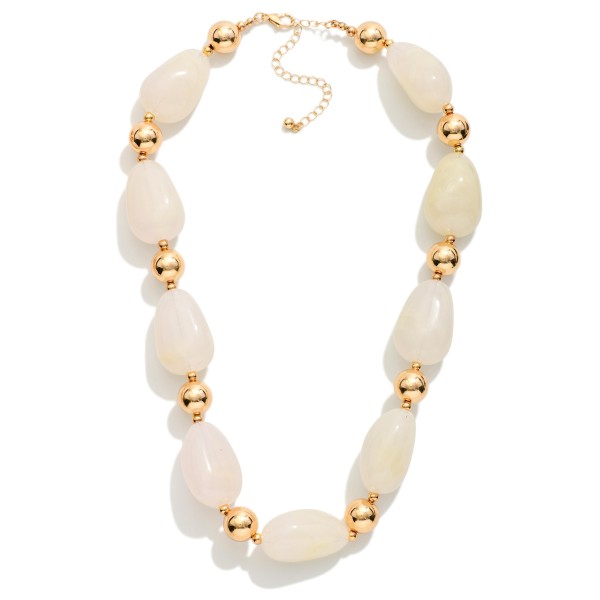 Chunky Marbled Acetate Bead Beaded Necklace Featuring Gold Tones 

- Approximately 18" L
- Extender 3" L