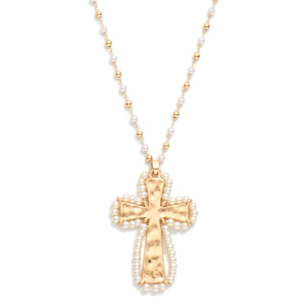 Metal Tone & Pearl Beaded Chain Link Necklace Featuring Hammered Metal Cross With Pearl Border Detail Pendant 

- Approximately 20" L 
- Extender 3" L 