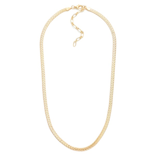 Herringbone Chain Link Necklace 

- Approximately 14" L
- Extender 2" L