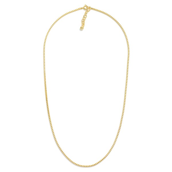 Box Chain Necklace  

- Gold Dipped
- Approximately 16.5" L
- Extender 1" L