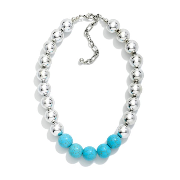 Chunky Metal Tone & Turquoise Bead Beaded Necklace 

- Approximately 14" L
- Extender 3" L