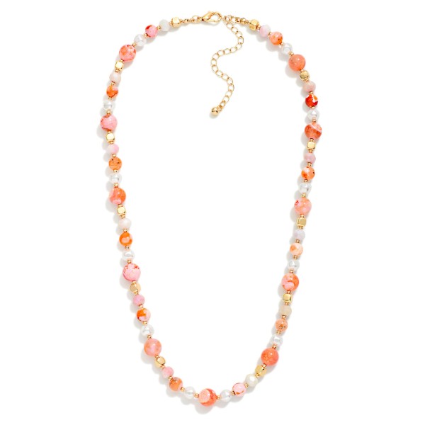 Stone Beaded Necklace With Pearl & Gold Tone Details 

- Approximately 16" L 
- Extender 2" L 