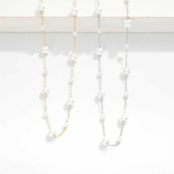 Dainty Chain Link Necklace Featuring Pearl Stations 

- Approximately 16" L 
- Extender 2" L 