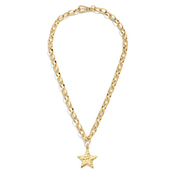 Metal Tone Chain Link Necklace Featuring Hammered Star Pendant 

- Approximately 16" L 