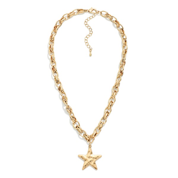 Oval Chain Link Necklace Featuring Hammered Star Pendant 

- Approximately 18" L 
- Extender 2" L