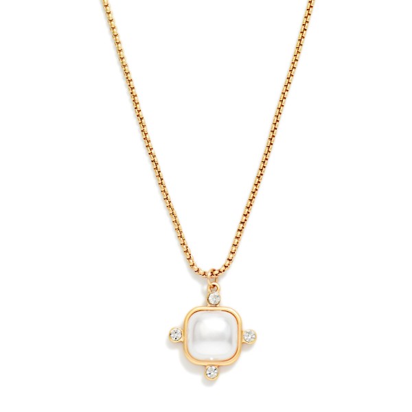Square Link Chain Link Necklace Featuring Square Pearl & Rhinestone Pendant 

- Approximately 16" L
- Extender 3" L