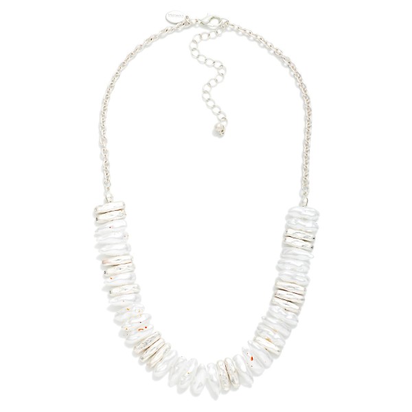 Rectangle Pearl & Hammered Metal Bead Beaded Chain Link Necklace 

- Approximately 16" L
- Extender 3" L