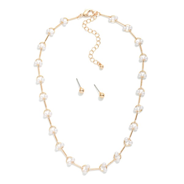Linked Metal Tone Bar & Pearl Beaded Hoop Necklace

- Metal Tone Ball Studs Included
- Approximately 12" L
- Extender 3" L