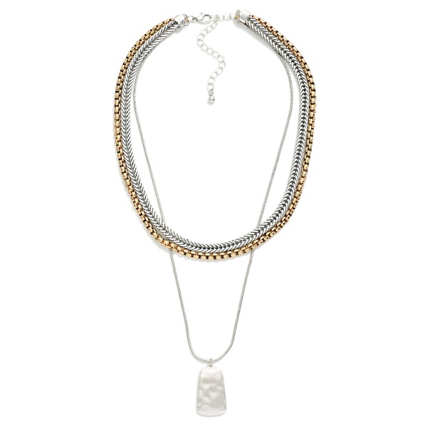 Layered Multi Link Chain Link Necklace Featuring Brushed Metal Pendant 

- Approximately 14-16" L