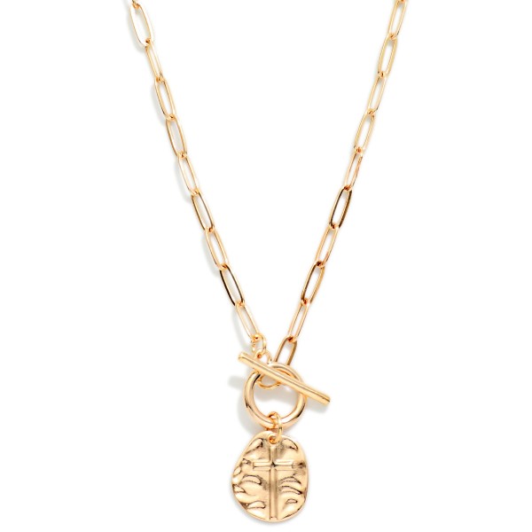 Paperclip Chain Link Necklace Featuring Toggle Clasp & Hammered Metal Circle Pendant With Cross Detail 

- Approximately 16" L