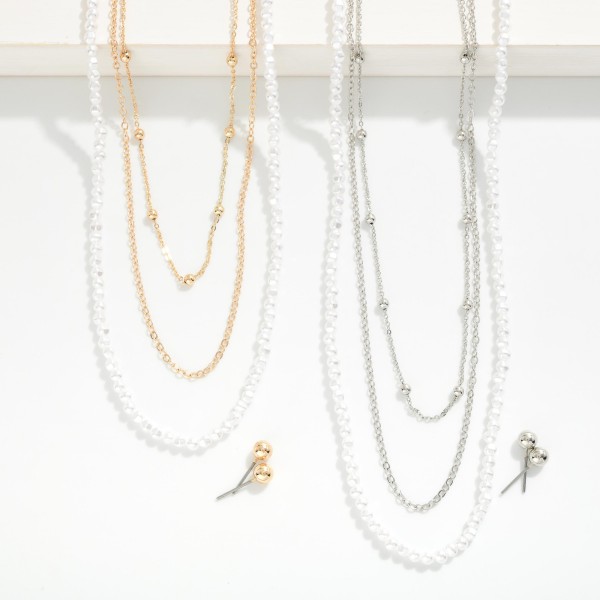 Layered Chain Link & Pearl Beaded Necklace 

- Metal Tone Ball Stud Earrings Included 
- Approximately 16" L
- Extender 3" L
