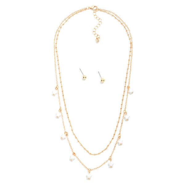 Layered Chain Link Necklace Featuring Pearl Heart Charms 

- Metal Tone Ball Studs Included 
- Approximately 16" L
- Extender 3" L