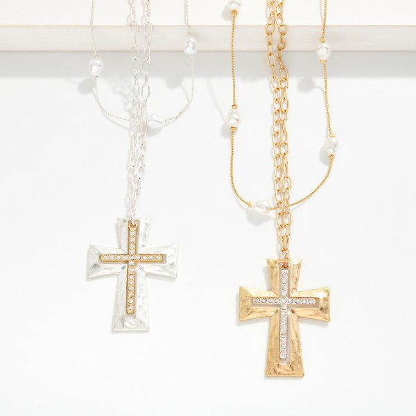 Layered Chain Link Necklace With Pearl Stations & Cross Pendant 

- Approximately 16" L
- Extender 3" L