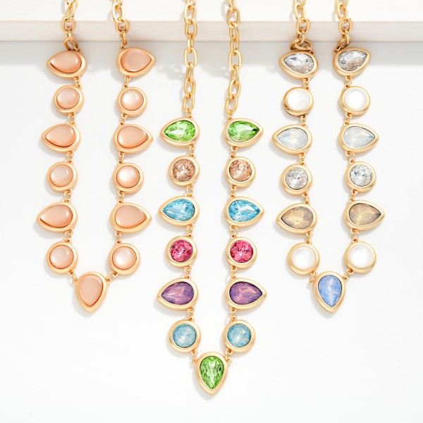 Linked Acrylic Teardrop & Circle Necklace 

- Approximately 16" L
- Extender 2" L